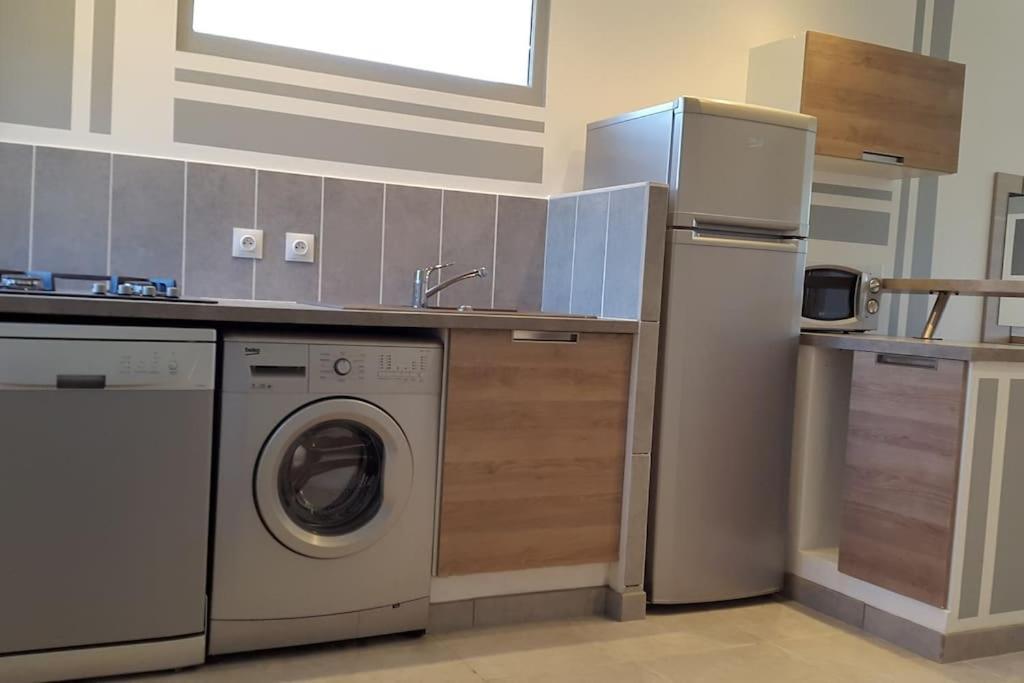 Climatise Avec Terrasse, Fibre Et Wi Fi . Appartement Saint-Marcel-lès-Valence